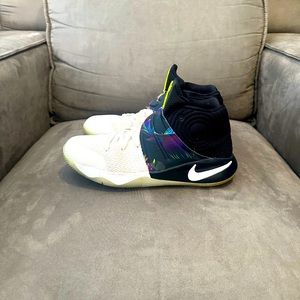Kyrie 2s